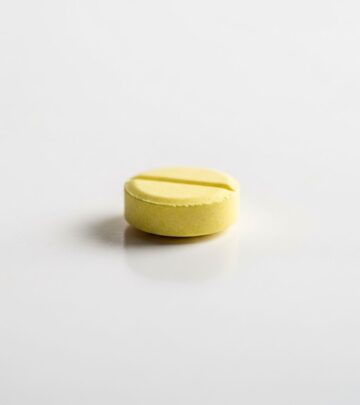 Comprehensive guide to pyridostigmine: uses, dosing, side effects, and key considerations for myasthenia gravis treatment.